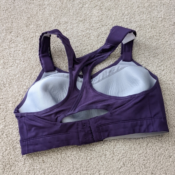 34D Moving Comfort Sports Bra - Picture 2 of 4